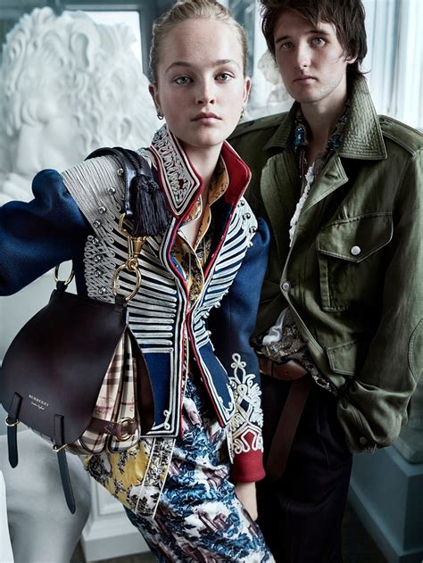 burberry xmas ad 2016